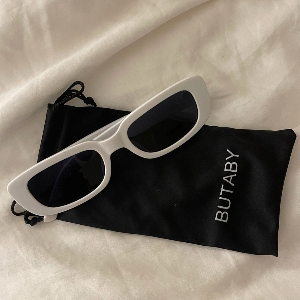 Butaby White Sunglasses NWT